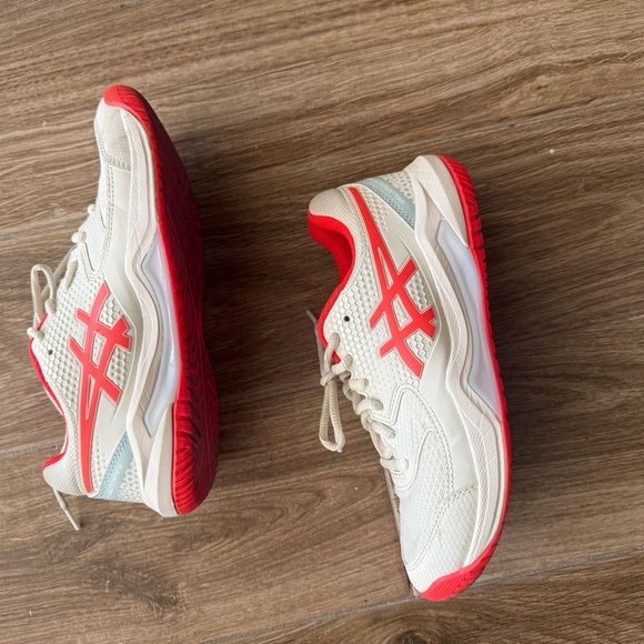 ASICS All court tennis shoes - Picture 3 of 4